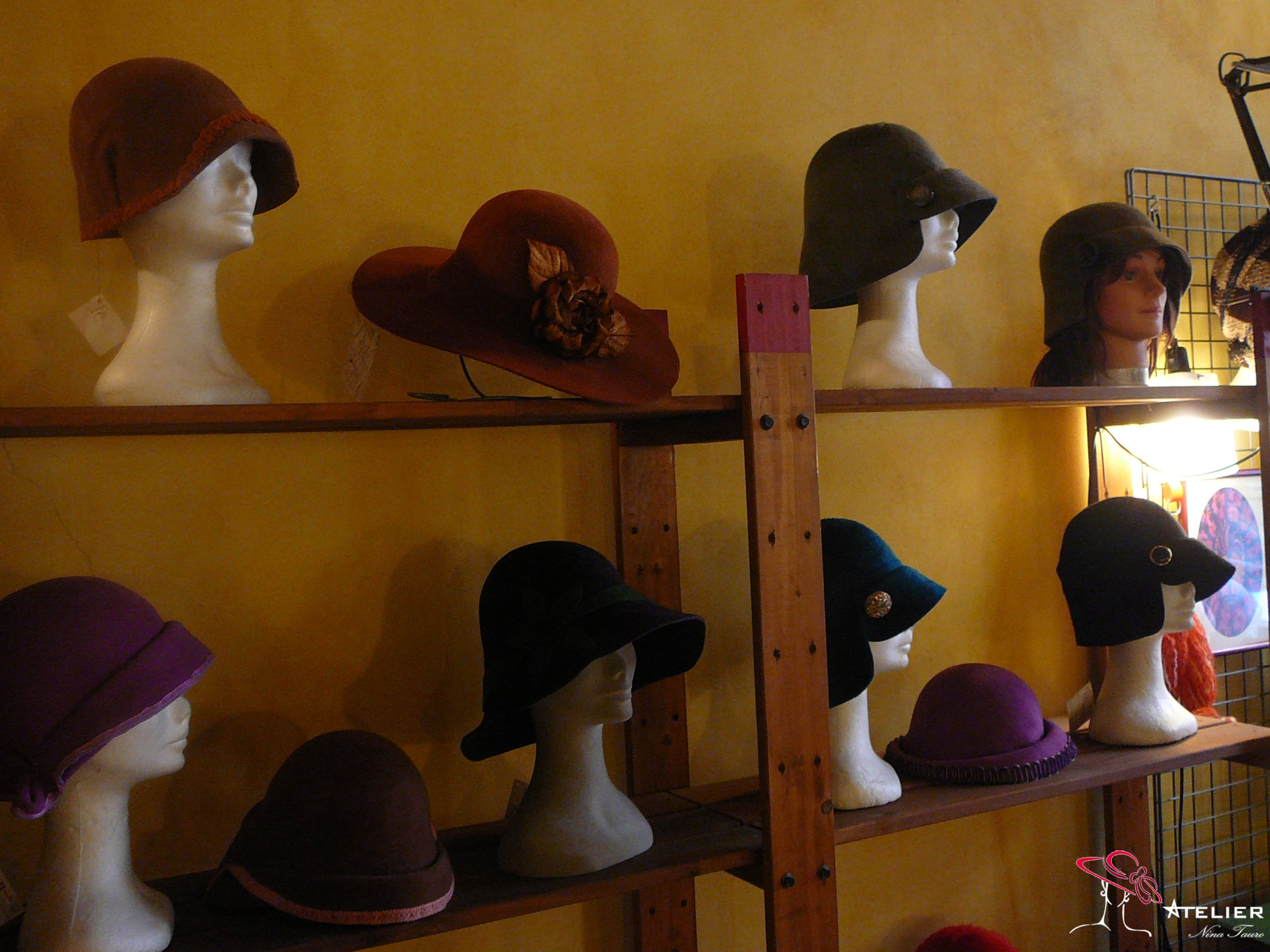 negozio cappelli